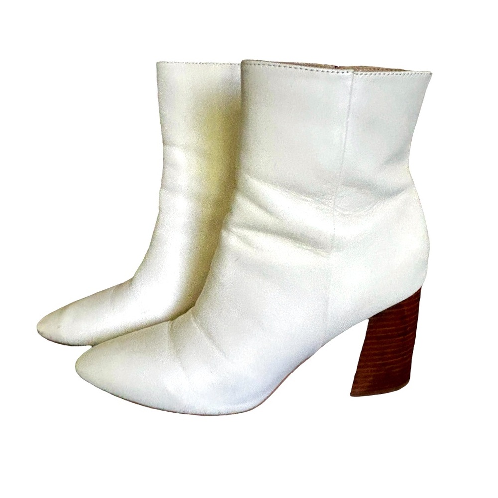 Nine West Ivory Leather Ankle Boots Women’s Size 8 Box Included